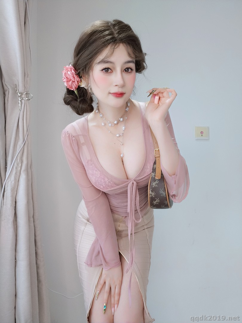 Cosplay-silver-81-2024-12-2029.jpg