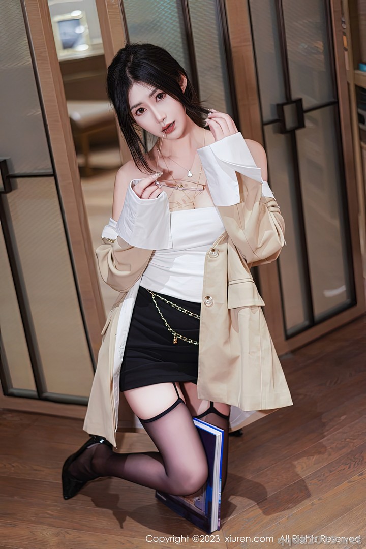 XIUREN-No.6129-laura-011.jpg