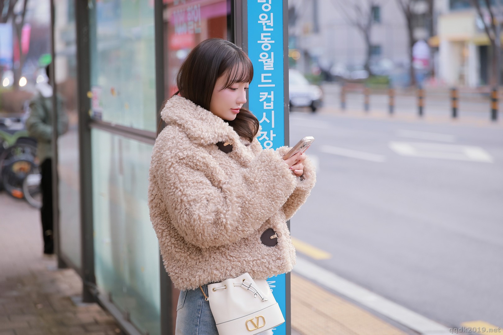 Son Ye Eun (손예은) 2025 X Mas Offline 图集 03