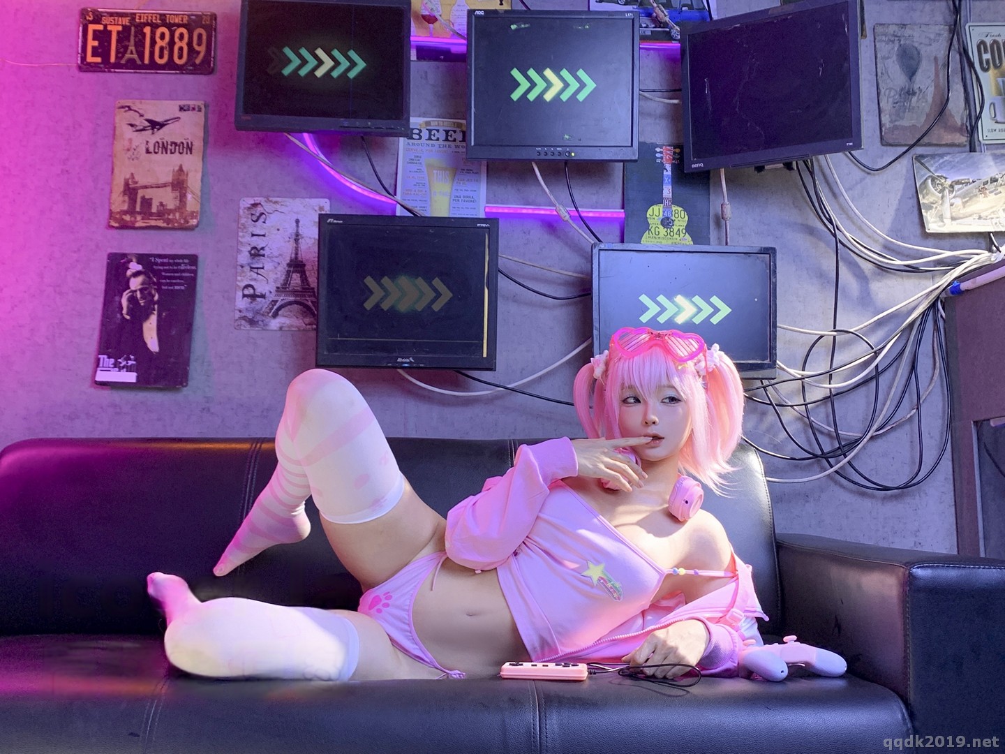 蠢沫沫 Game Girls 图集 100
