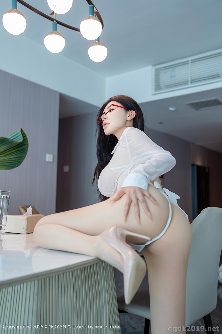 XingYan Vol.401 潘思沁 图集 30
