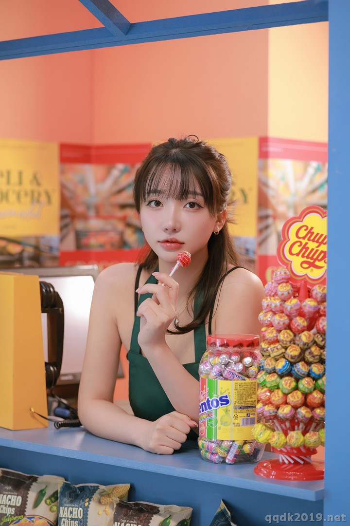 Son Ye Eun (손예은) Night Shift 图集 09