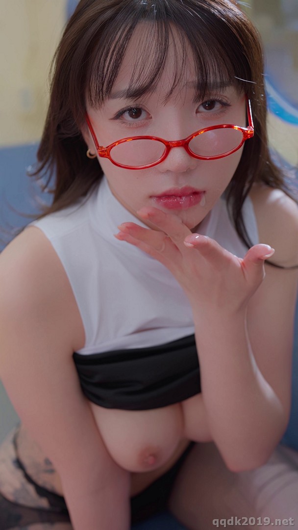 Son Ye Eun (손예은) Night Shift 图集 91