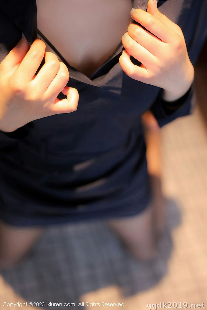 XIUREN-No.6427-tong-tong-016.jpg