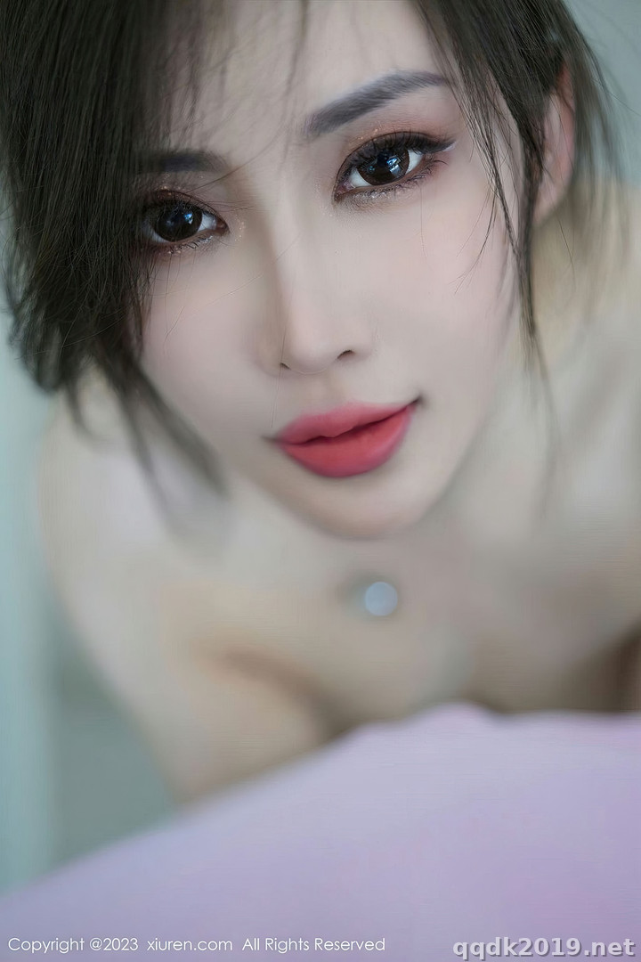 XIUREN-No.6429-carol-zhou-yan-xi-081.jpg