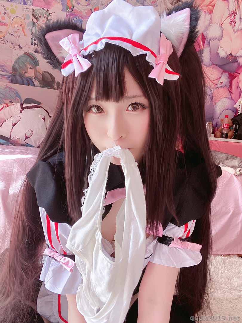 Coser-Misa-NEKO-RA-Chocolat-005.jpg