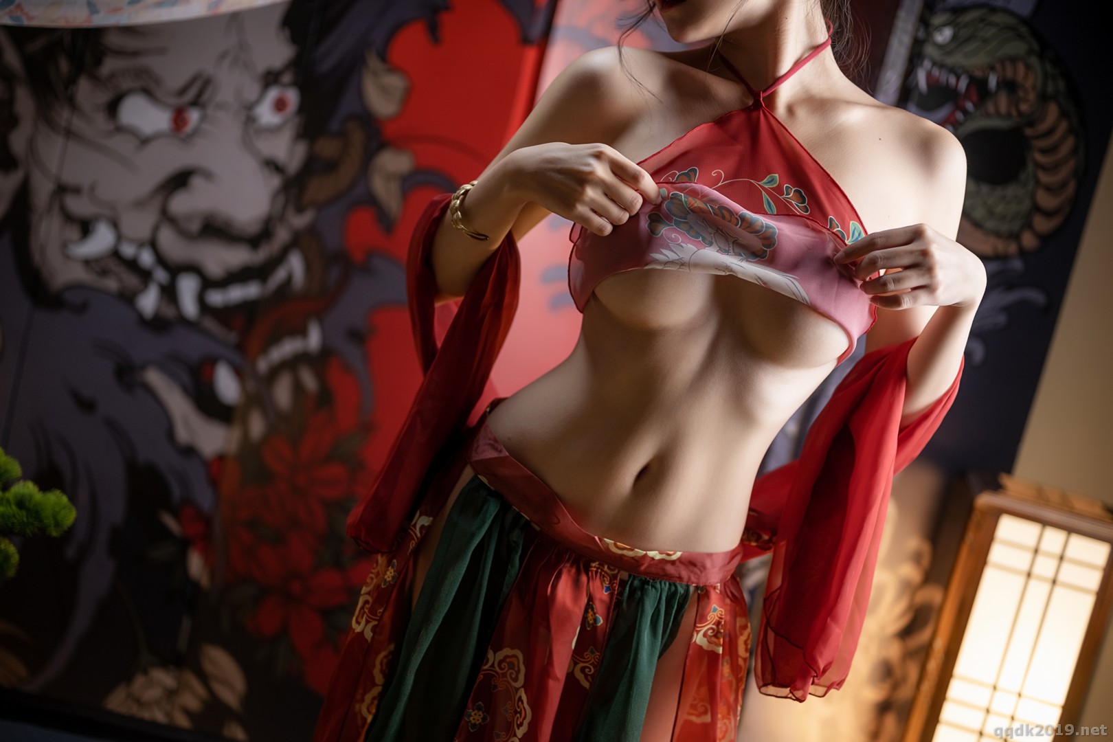 Coser-xiang-cao-miao-lu-lu-xia-019.jpg