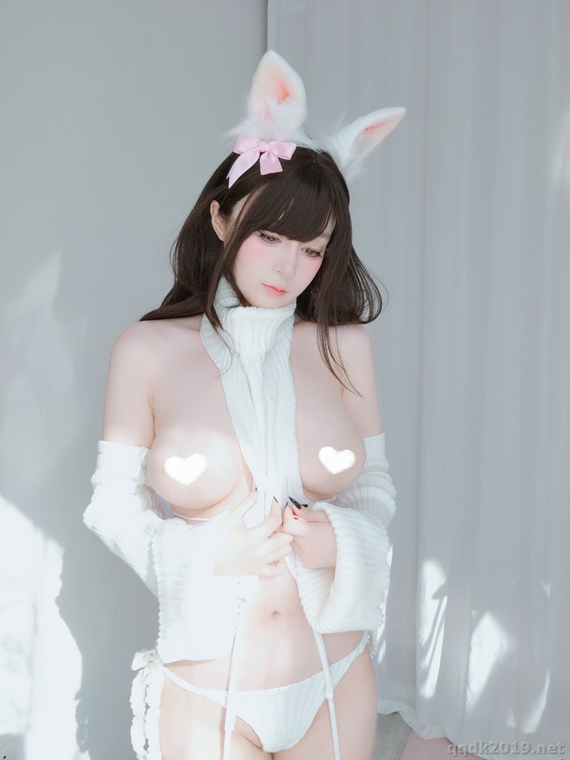 Cosplay-Silver-81-Rabbit-Ear-013.jpg