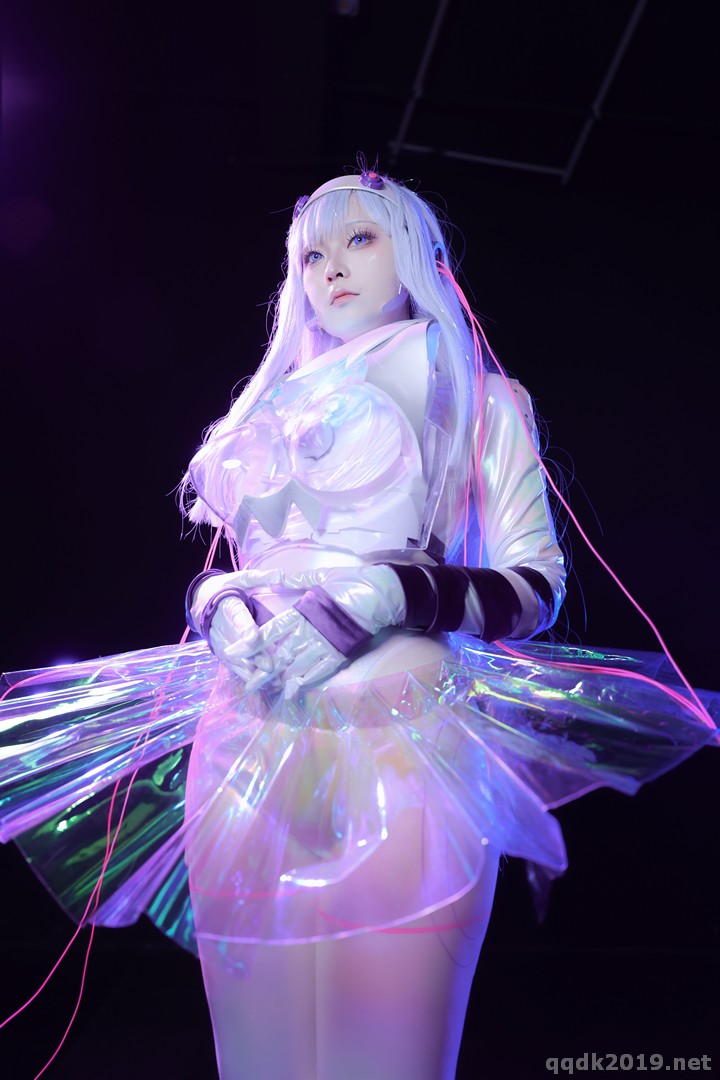 Cosplay-G44-wont-get-hurt-Meuss-Run-Maryga-009.jpg