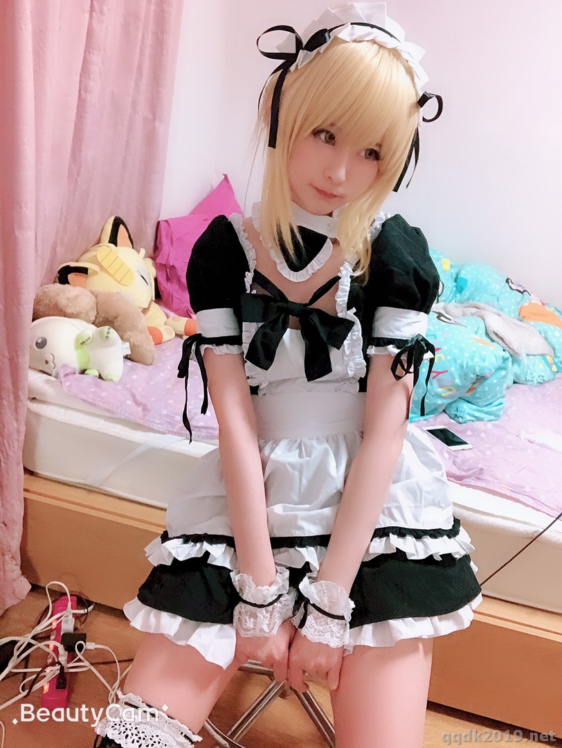 Coser-Misa-FGO-Altria-Horta-002.jpg