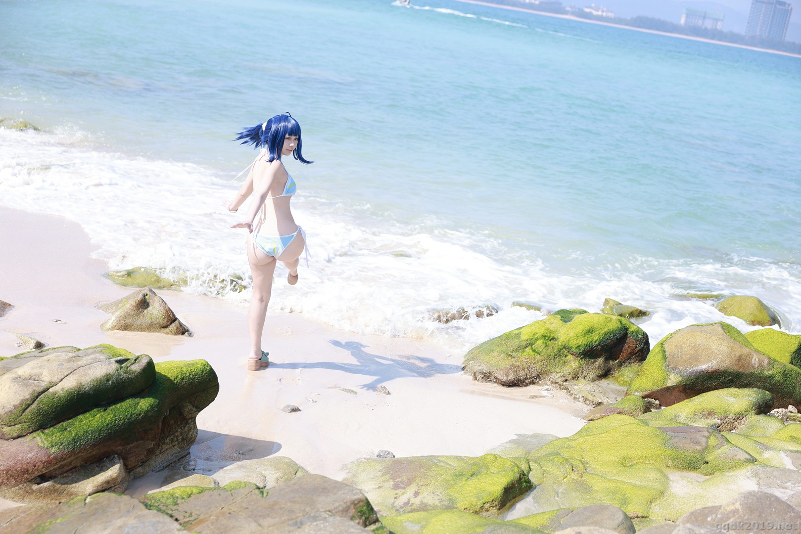 Cosplay-G44-wont-get-hurt-Hachina-Miankai-Swimsuit-012.jpg