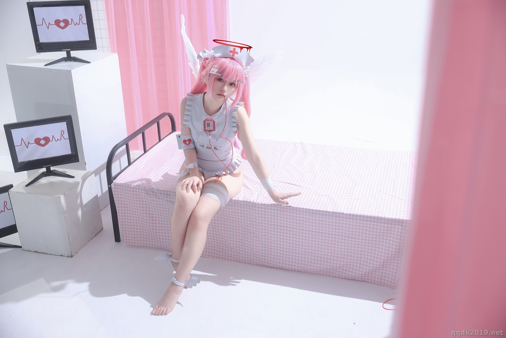 Cosplay-G44-will-not-be-injured-trainee-nurse-see-love-on-a-moonlit-night-005.jpg