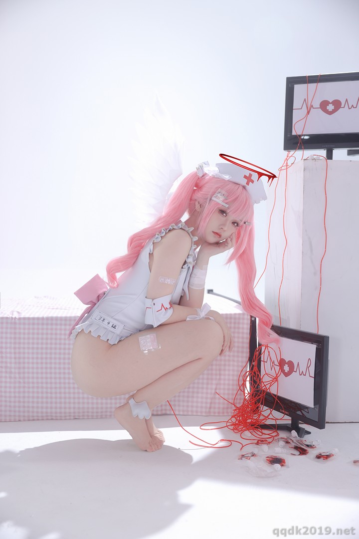 Cosplay-G44-will-not-be-injured-trainee-nurse-see-love-on-a-moonlit-night-006.jpg