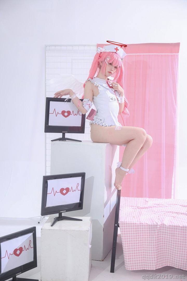 Cosplay-G44-will-not-be-injured-trainee-nurse-see-love-on-a-moonlit-night-025.jpg
