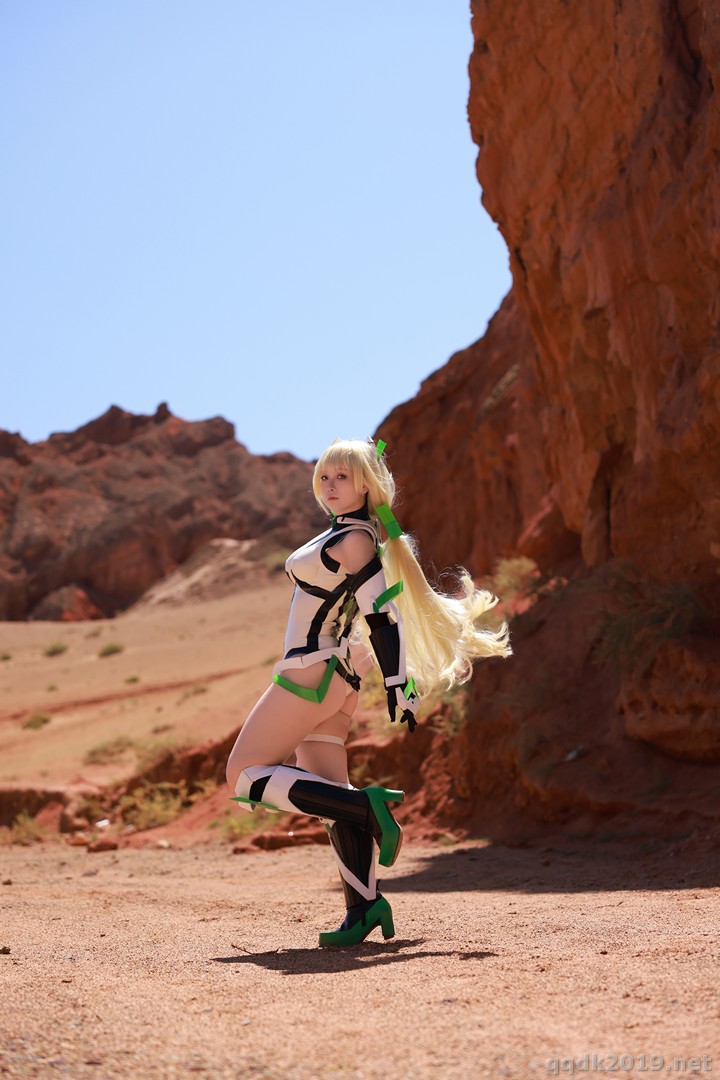 Cosplay-G44-will-not-be-injured-Paradise-Chase-Angela-031.jpg
