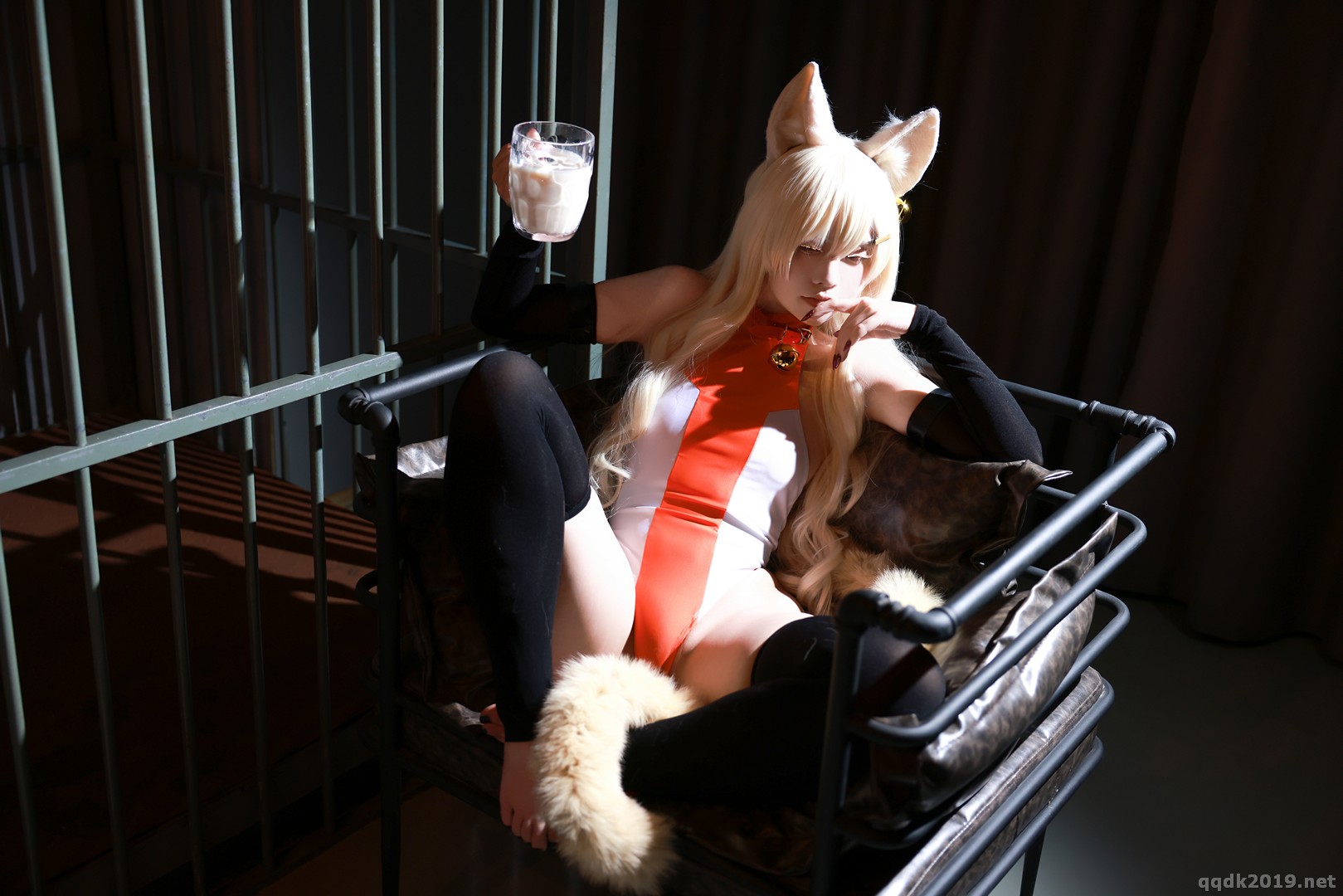 Cosplay-G44-wont-get-hurt-Alice-a-supernatural-girl-011.jpg