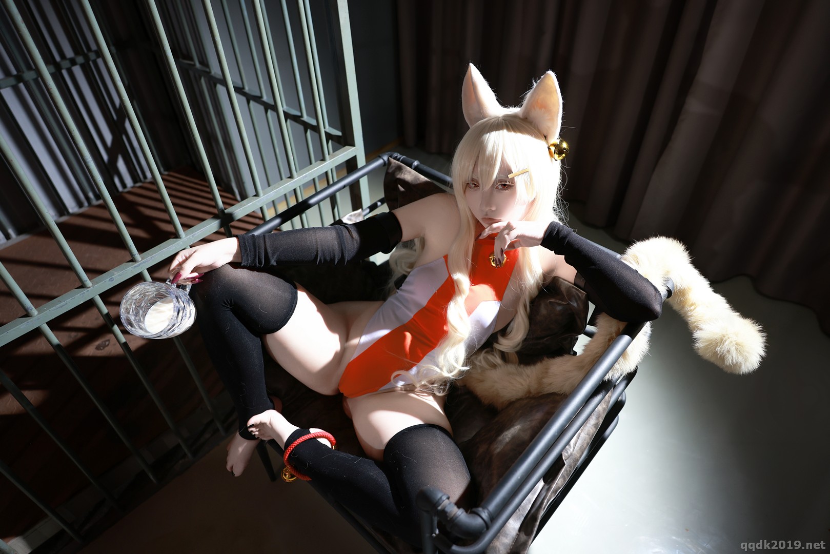 Cosplay-G44-wont-get-hurt-Alice-a-supernatural-girl-018.jpg