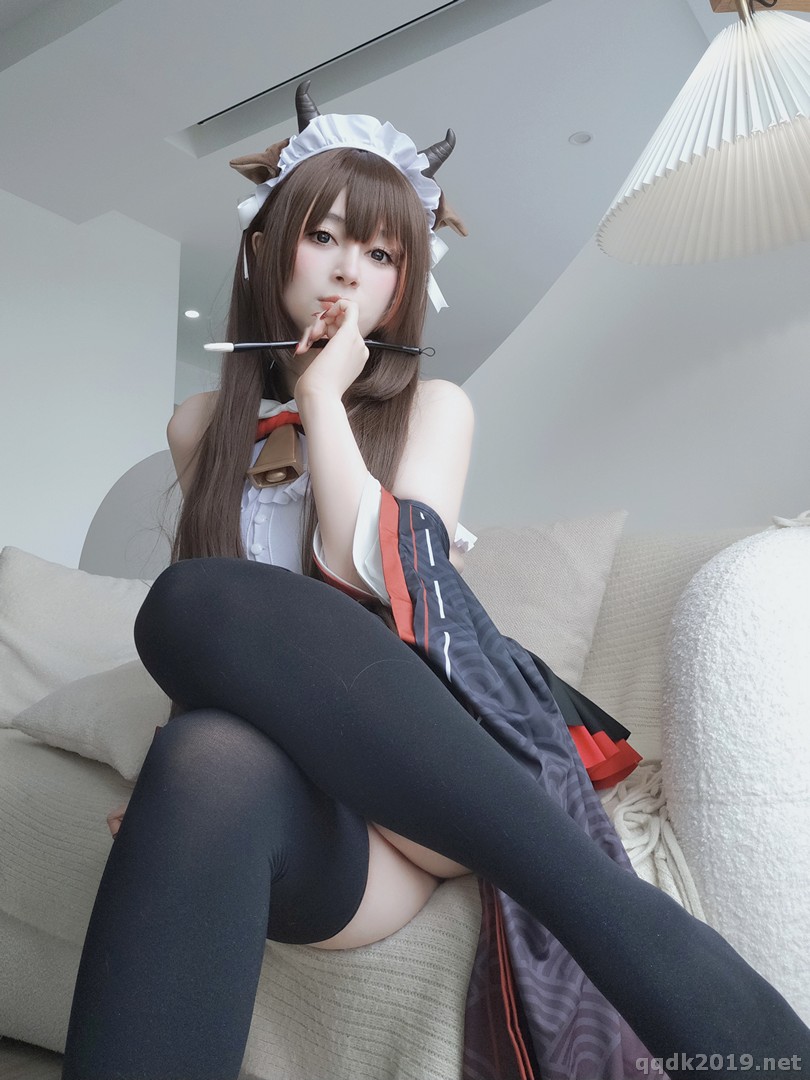 Coser-baiyin811-014.jpg