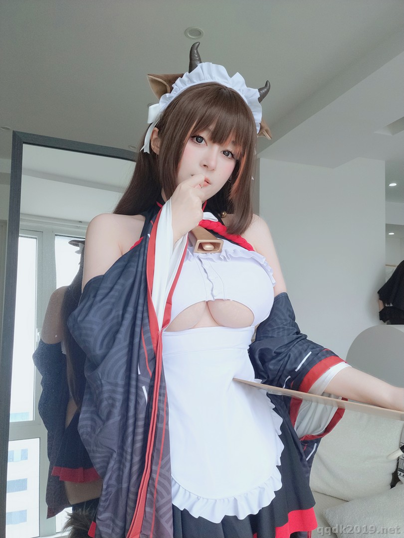 Coser-baiyin811-038.jpg