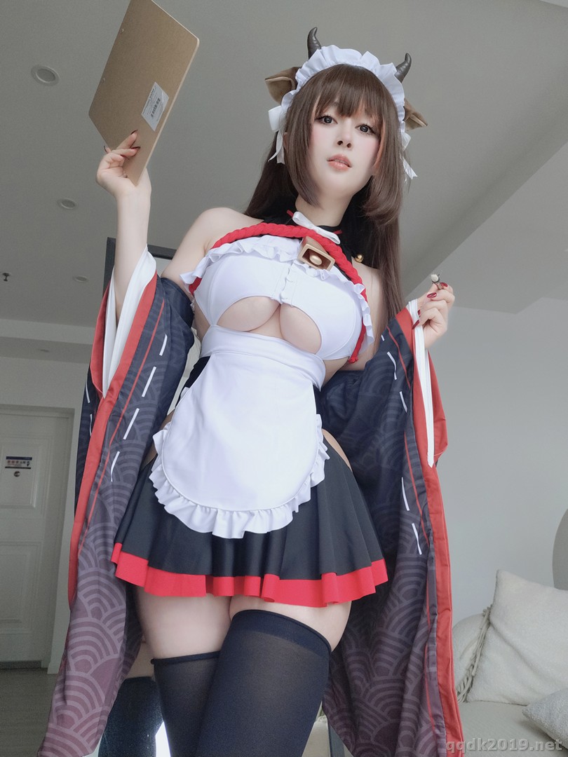 Coser-baiyin811-046.jpg