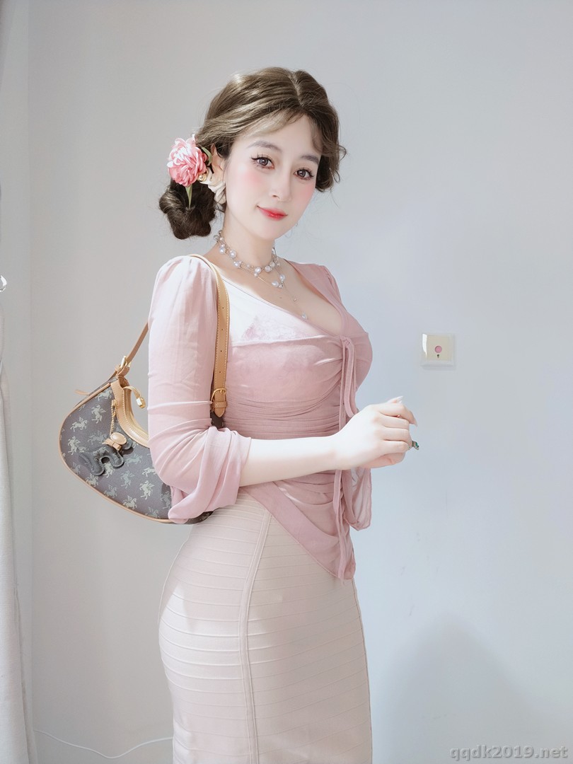 Cosplay-silver-81-2024-11-3006.jpg