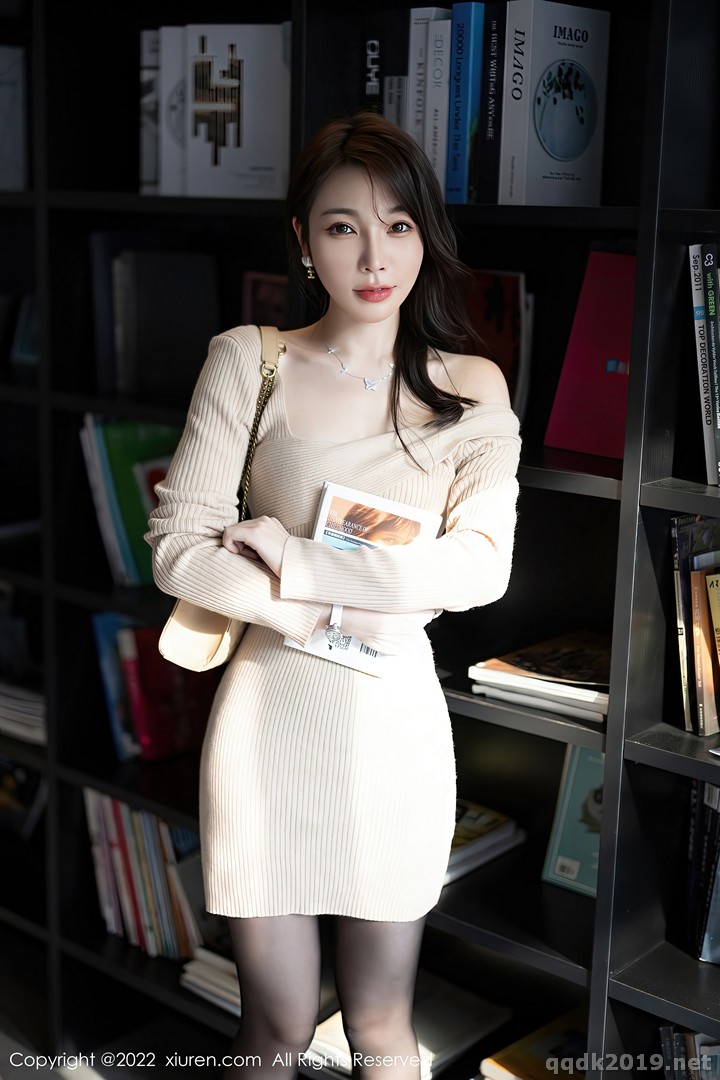 XIUREN-No.5945-Booty-001.jpg