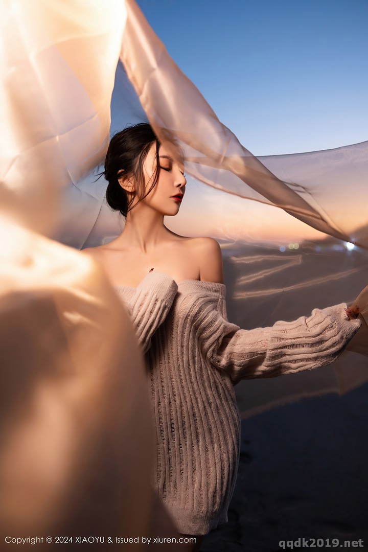 XiaoYu-Vol.1200-Yanni-Wang-Xin-Yao-009.jpg