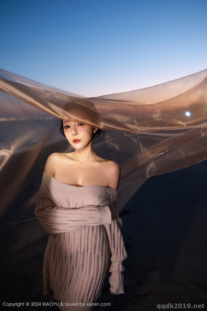 XiaoYu-Vol.1200-Yanni-Wang-Xin-Yao-010.jpg