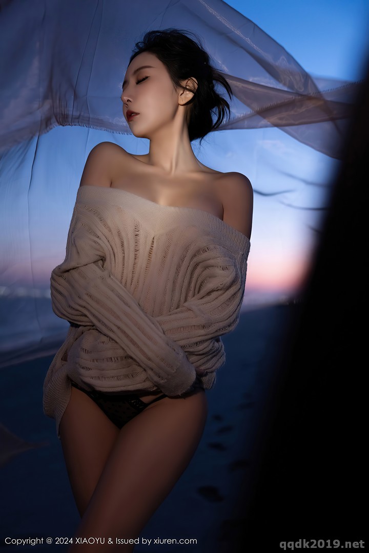 XiaoYu-Vol.1200-Yanni-Wang-Xin-Yao-015.jpg